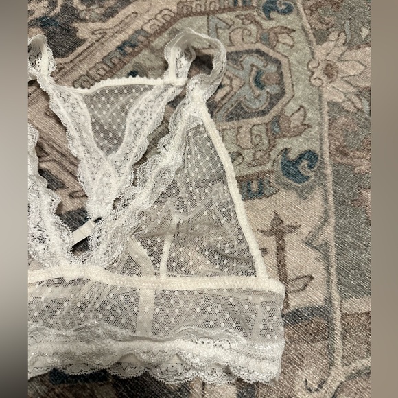 NWOT Intimately Free People Midweek Longline Lace Bralette White - Picture 7 of 9